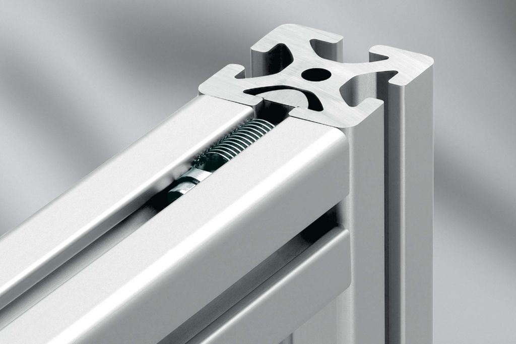 Aluminium Extrusion Connection with no drilling
