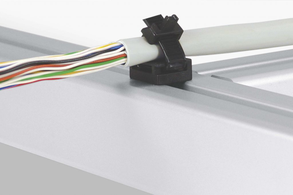 Cable Tie for connecting to aluminium profiles
